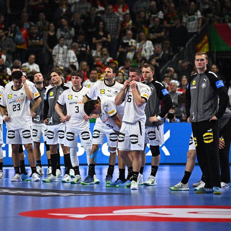 Die deutsche Handballmannschaft hat gegen Schweden mit 31:34 verloren.