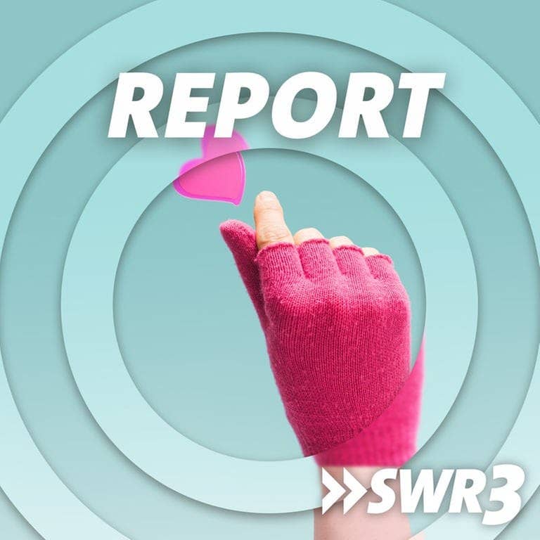 Finger zeigen auf ein gemaltes Herz – Symbol für K-Pop, mit Text überschrieben: SWR3 Report