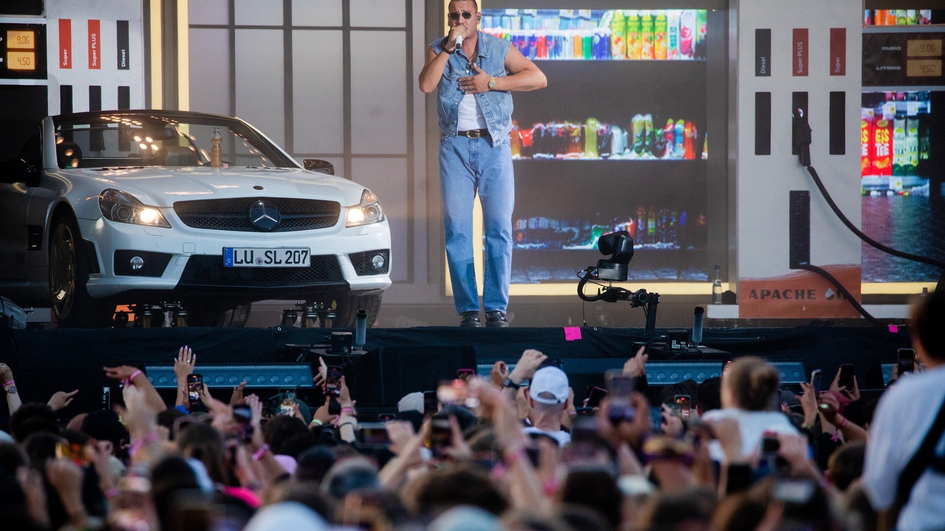 Foto: SWR3, Christoph Schmidt Apache 207 beim Kessel Festival 2023 (Foto: SWR3, Christoph Schmidt)