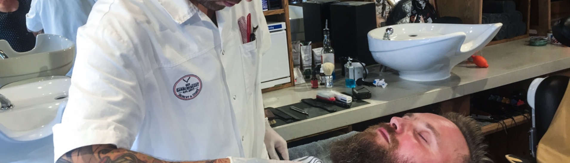 Besuch im Barber-Shop (Foto: SWR3)