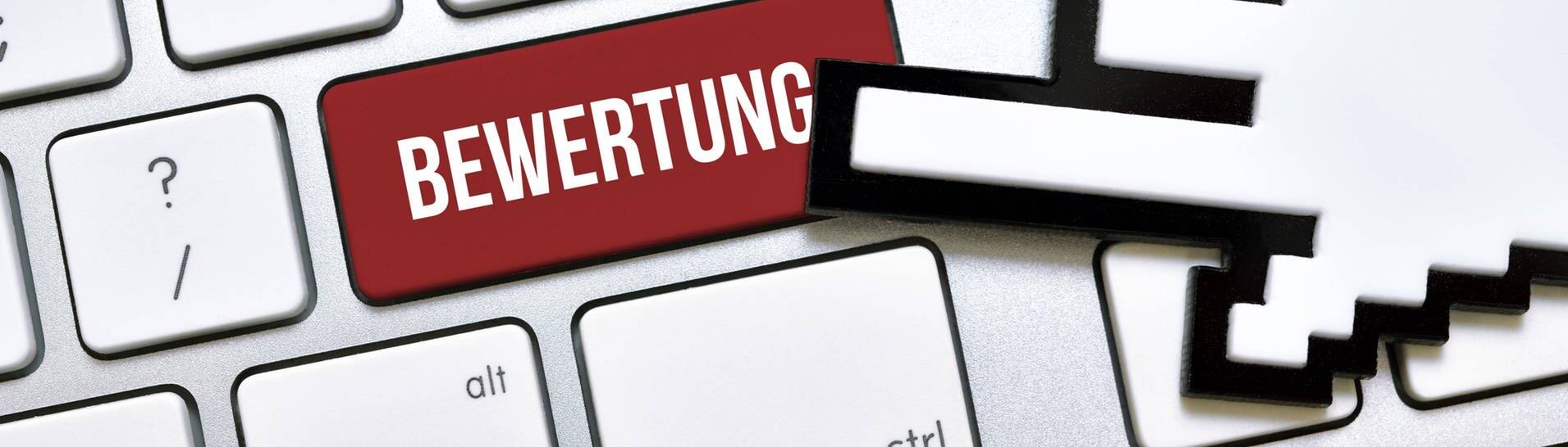Fake-Bewertungen beim Onlineshopping (Foto: IMAGO, imago images / Christian Ohde)