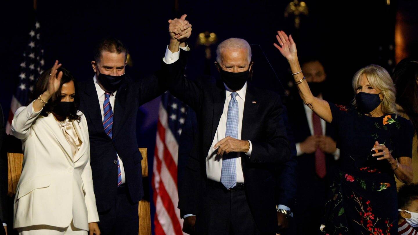 Joe Biden und Kamala Harris mitsamt Partnern (Foto: Reuters)