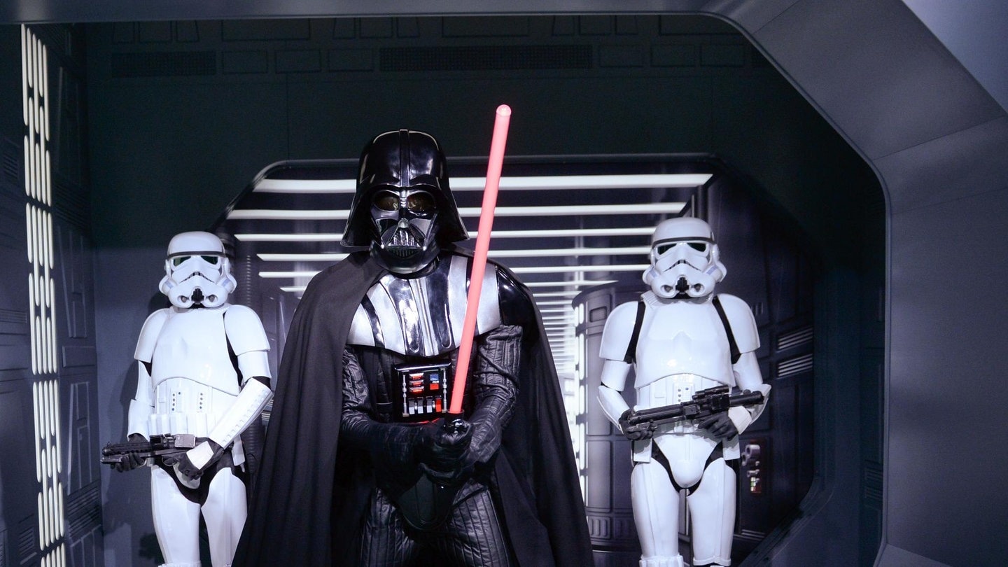 Foto: dpa/picture-alliance Darth Vader (Foto: dpa/picture-alliance)