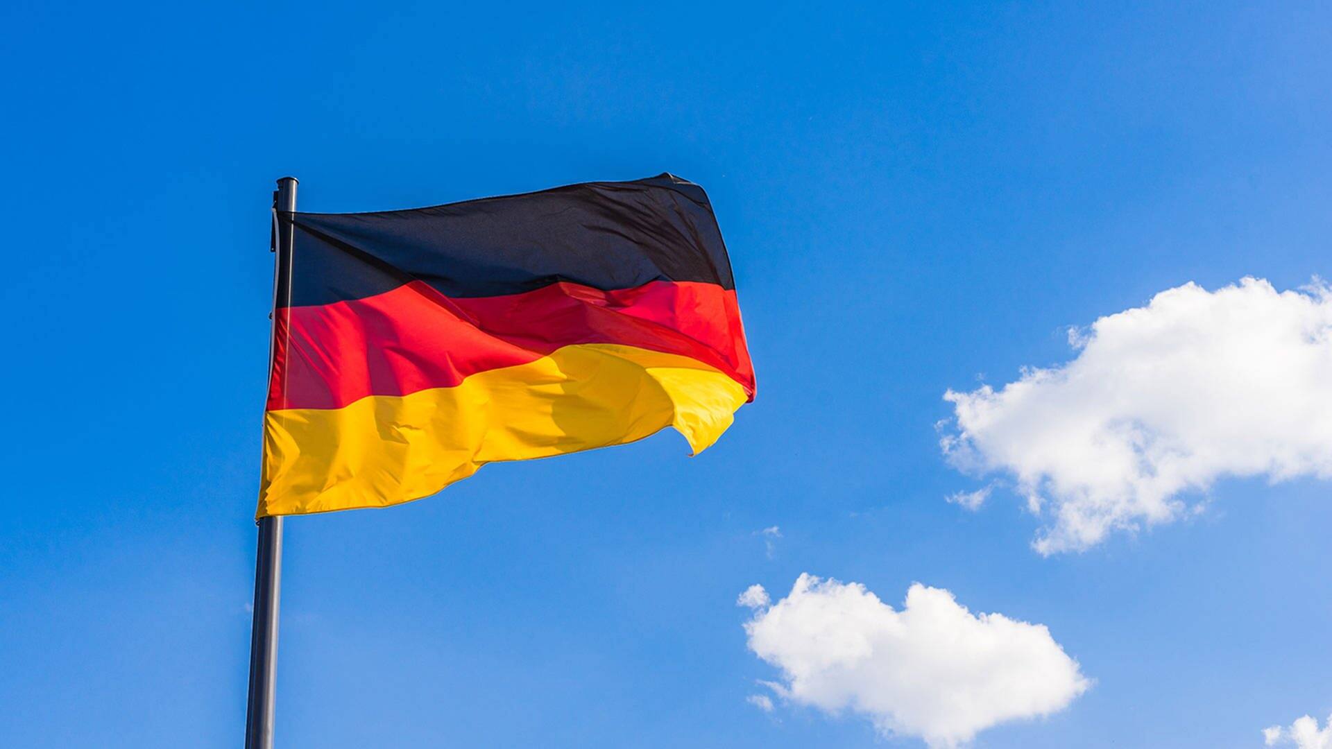 Deutschland Flagge  (Foto: Fotolia © vulcanus)