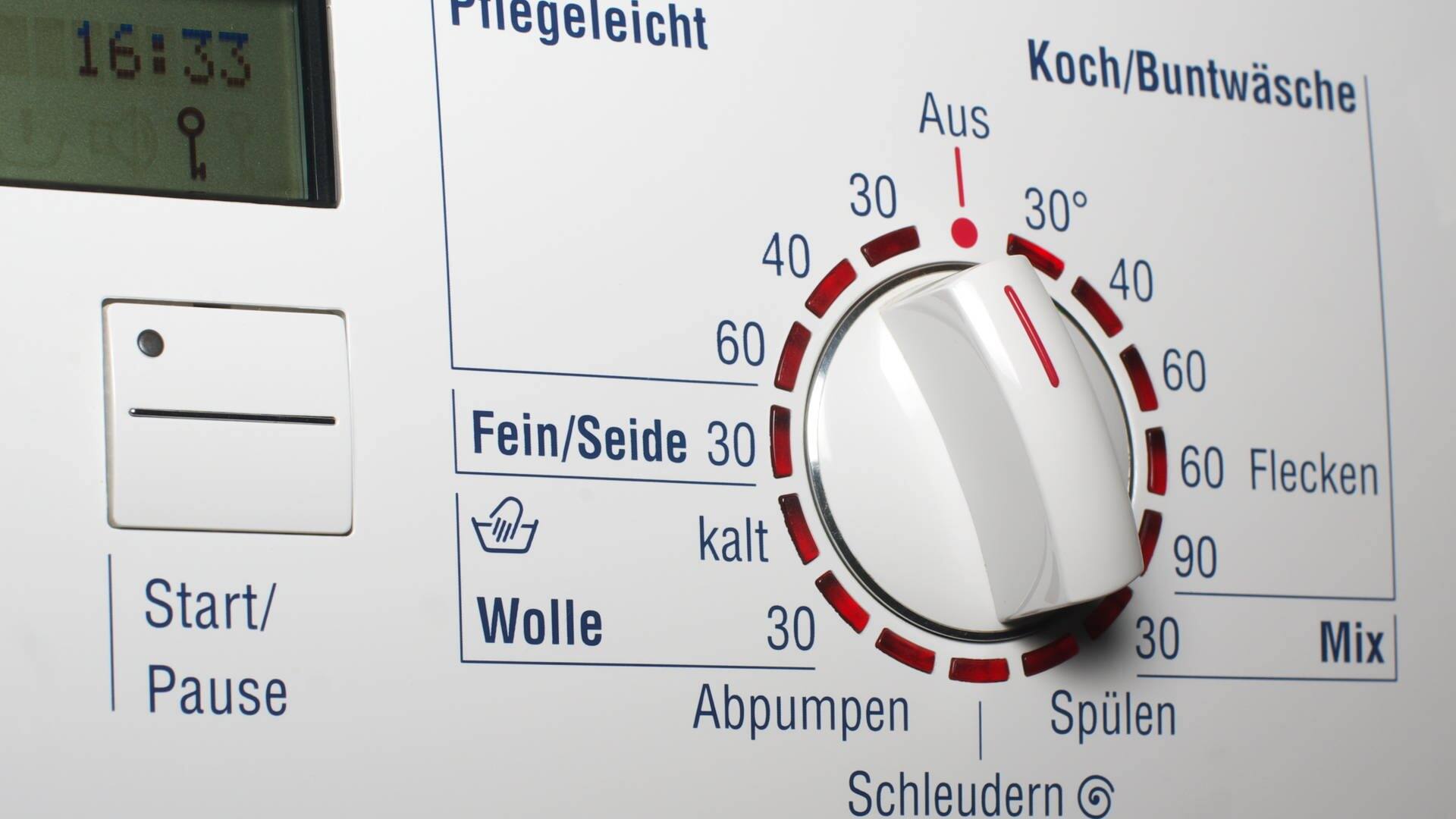 Waschmaschine Bedienrad mit Temperaturangaben (Foto: Adobe Stock/DigiHand)