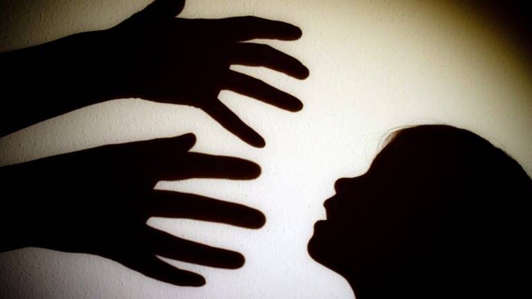 Symbolbild sexueller Kindesmissbrauch (Foto: dpa Bildfunk, (c) dpa)