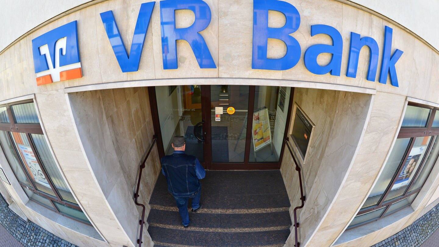 Unterschlagung bei der VR-Bank in Pirmasens.