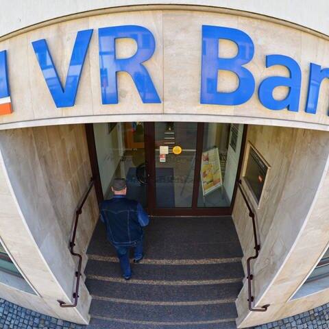 Unterschlagung bei der VR-Bank in Pirmasens. (Foto: dpa Bildfunk, picture alliance/Martin Schutt/dpa-Zentralbild/dpa)