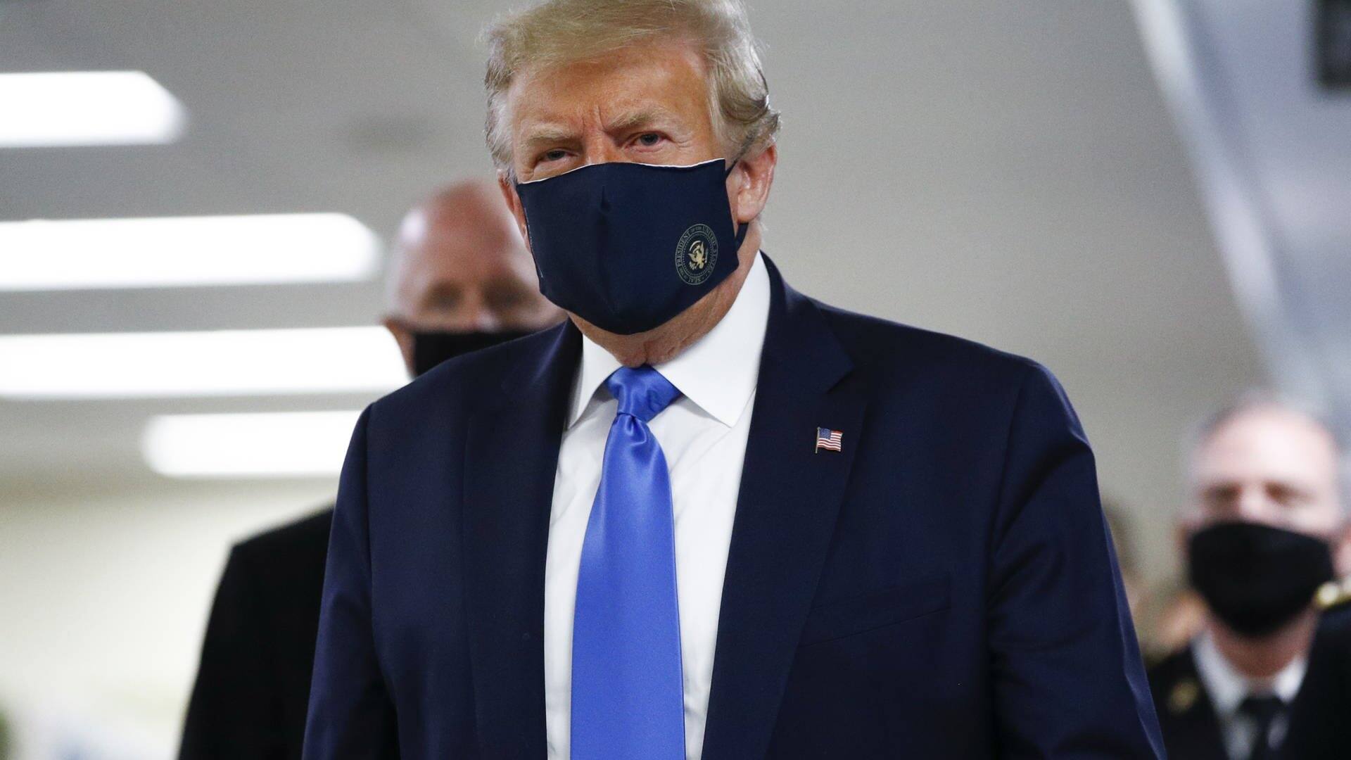 US-Präsident Trump trägt Maske (Foto: dpa Bildfunk, picture alliance/Patrick Semansky/AP/dpa)