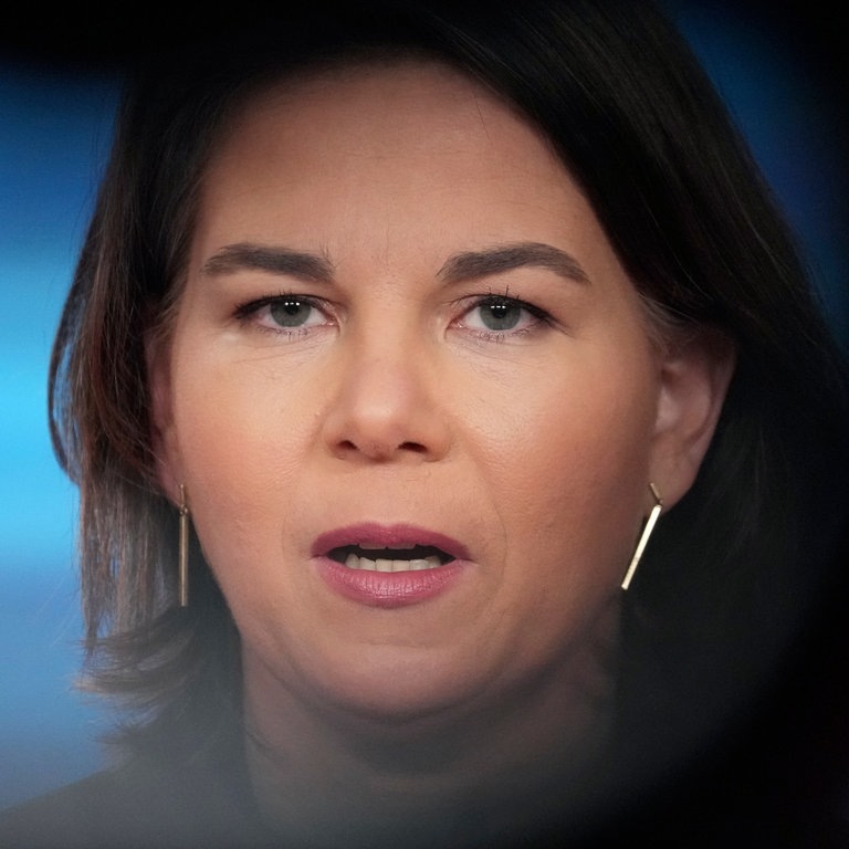 Großaufnahme Gesicht Anna-Lena Baerbock.  (Foto: dpa Bildfunk, picture alliance/dpa/Pool AP | Michael Sohn)