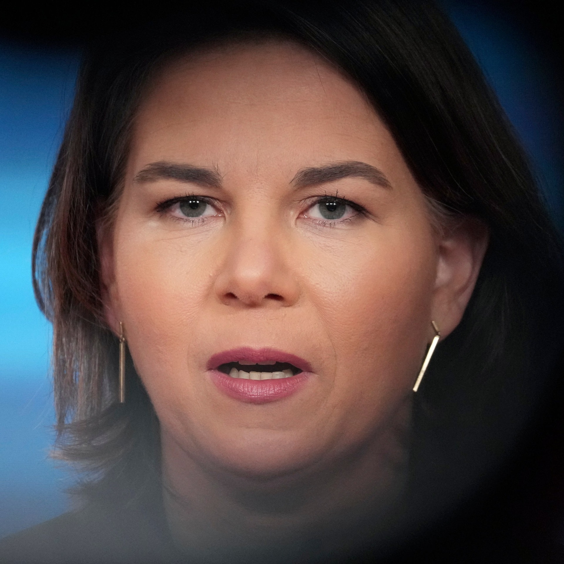 Großaufnahme Gesicht Anna-Lena Baerbock.  (Foto: dpa Bildfunk, picture alliance/dpa/Pool AP | Michael Sohn)