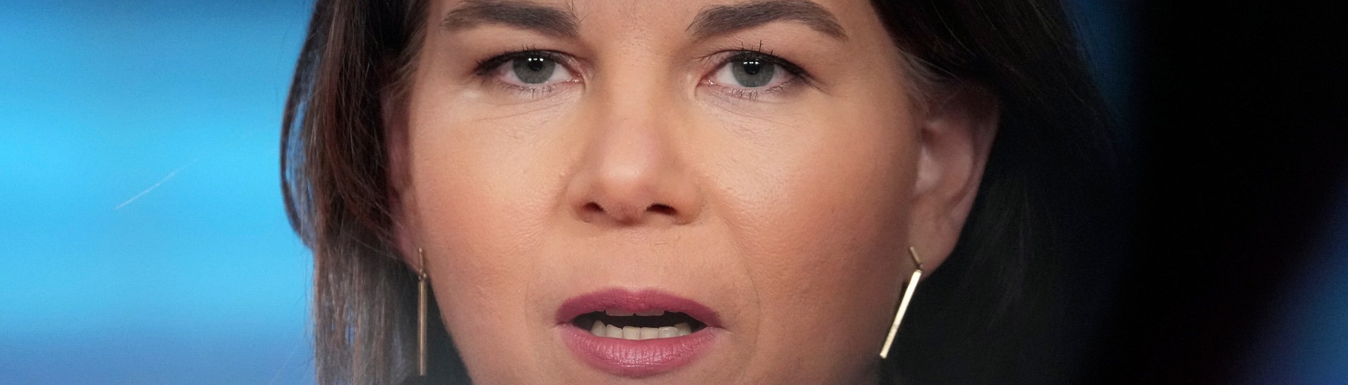 Großaufnahme Gesicht Anna-Lena Baerbock.  (Foto: dpa Bildfunk, picture alliance/dpa/Pool AP | Michael Sohn)