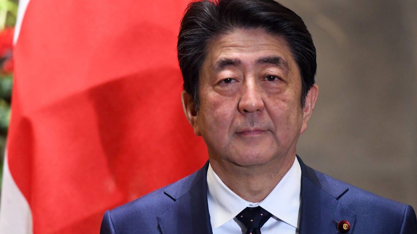 Japans Ex-Ministerpräsident Shinzo Abe (Foto: dpa Bildfunk, picture alliance/dpa | Maurizio Gambarini)