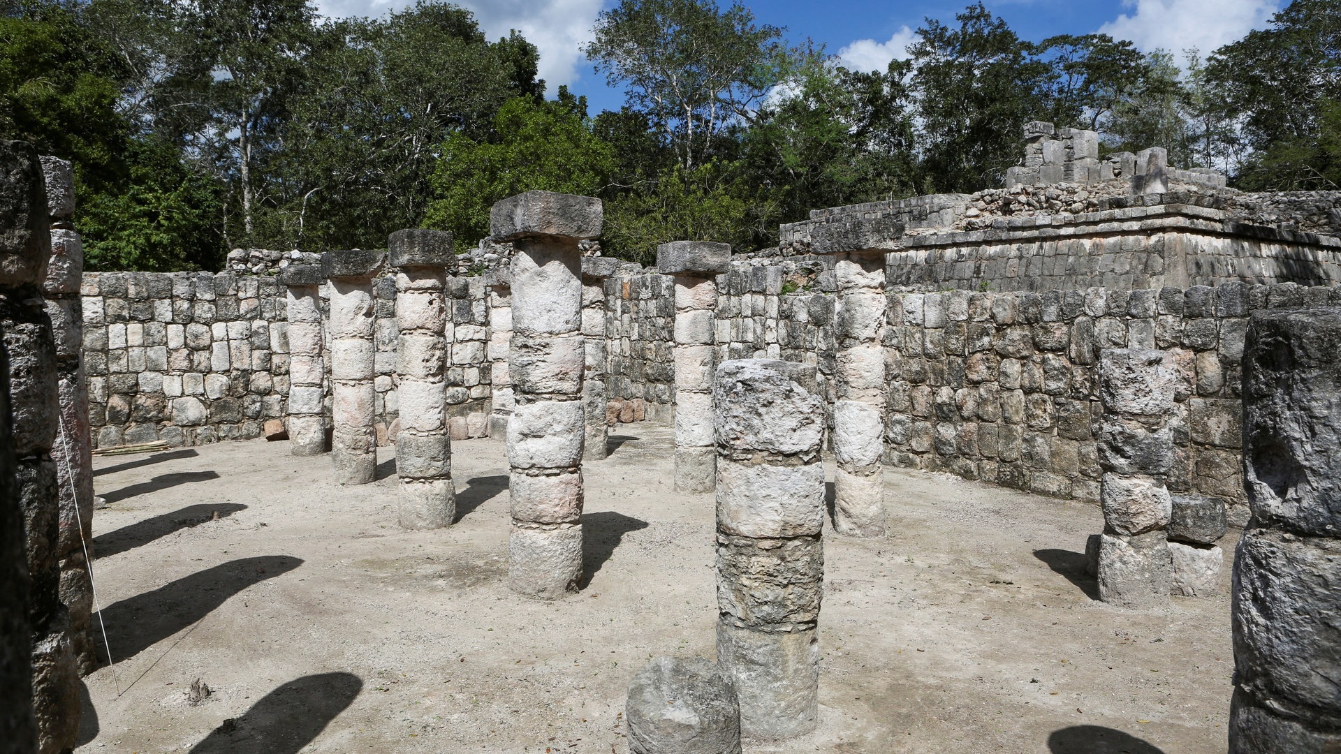 Foto: Reuters Neu entdeckte Ruinen in Chichen Itza (Foto: Reuters)