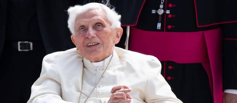 Der emeritierte Papst Benedikt XVI. (Foto: dpa Bildfunk, picture alliance/dpa/dpa-Pool | Sven Hoppe)