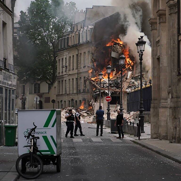 Bilder von der Gasexplosion in Paris (Foto: dpa Bildfunk, Abdulmonam Eassa)