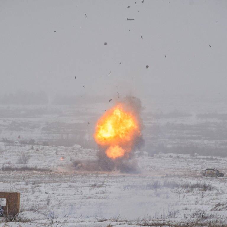 Explosion im Ukraine-Krieg. (Foto: Reuters)
