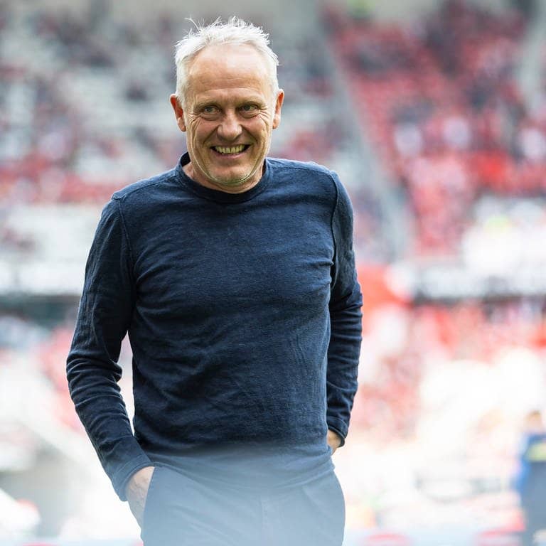 SC-Freiburg-Trainer Christian Streich lacht (Foto: dpa Bildfunk, picture alliance/dpa | Tom Weller)