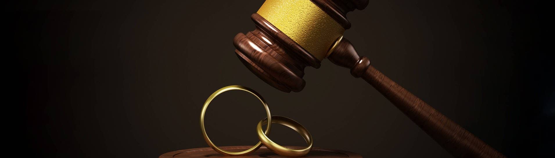 Ein Anwalt aus London reichte in einem Onlineportal für das falsche Paar die Scheidung ein. (Foto: IMAGO, IMAGO / Zoonar)