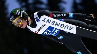 Skispringer Philipp Raimund springt trotz Höhenangst von den Skisprungschanzen - manchmal muss er passen. 