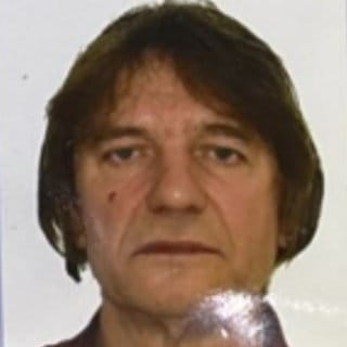 Der gesuchte mutmaßliche Täter Alexander M. Er soll eine dreiköpfige Familie in Weitefeld (Kreis Altenkirchen im Westerwald) getötet haben. (Foto: Kriminaldirektion Koblenz) Der gesuchte mutmaßliche Täter Alexander M. Er soll eine dreiköpfige Familie in Weitefeld (Kreis Altenkirchen im Westerwald) getötet haben.