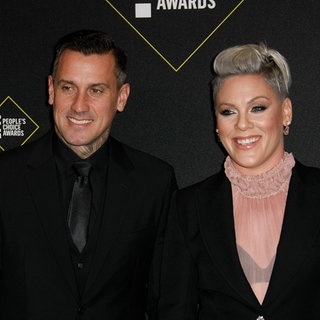 Sängerin Pink mit Ehemann Carey Hart