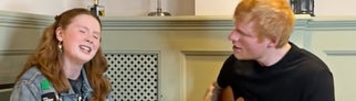 Ellie Banke sing mit ihrem Idol Ed Sheeran im Duett den Song Dive