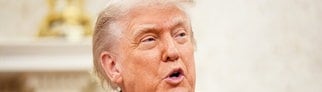 US-Präsident Donald Trump spricht beim Empfang von Bundeskanzler Merz (CDU) im Oval Office im Weißen Haus. Es ist das erste Treffen zwischen beiden Politikern seit Amtsantritt von Trump und Merz.