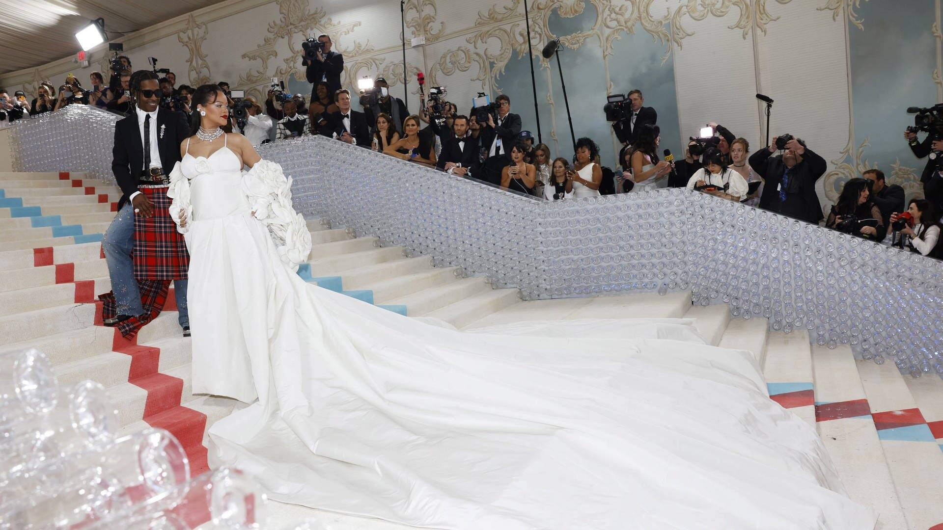 Rihanna und A$AP Rocky bei der Met Gala in New York (Foto: IMAGO, IMAGO / UPI Photo)