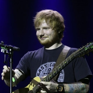 Ed Sheeran 2015 auf der Bühne in der lettischen Hauptstadt Riga.
