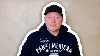 Joey Kelly beim Podcast „1 plus 1 – Freundschaft auf Zeit“