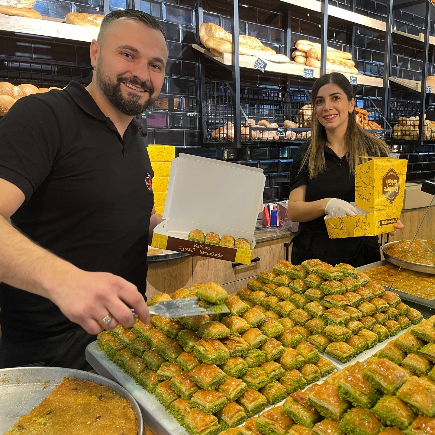 Zuckerfest & Ramadan in einer türkischen Bäckerei in Kehl