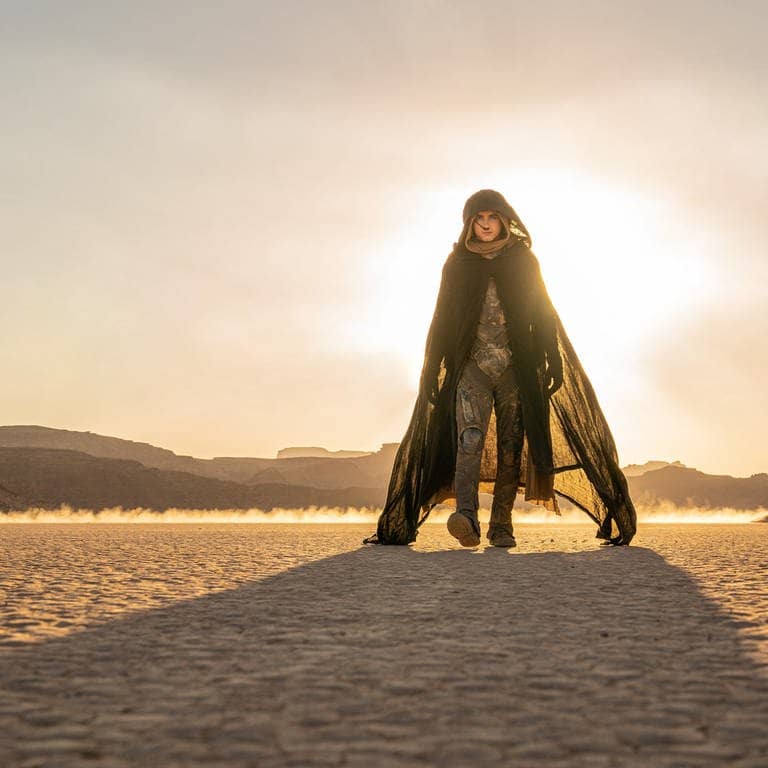 Filmszenen Dune (Foto: Courtesy Warner Bros. Pictures/Niko Tavernise)