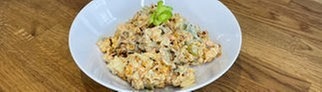 Knuspriger Popcorn-SalatMolly's Crunchy Snap Pea Popcorn Salad