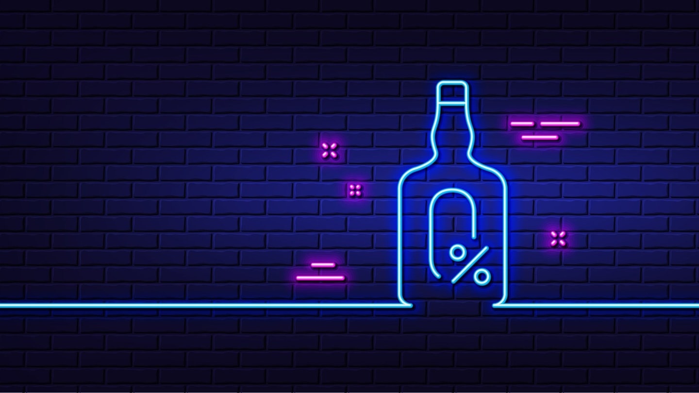 Neon-Leuchte alkoholfreie Flasche: Was bringt der Dry January? (Foto: AdobeStock | blankstock)