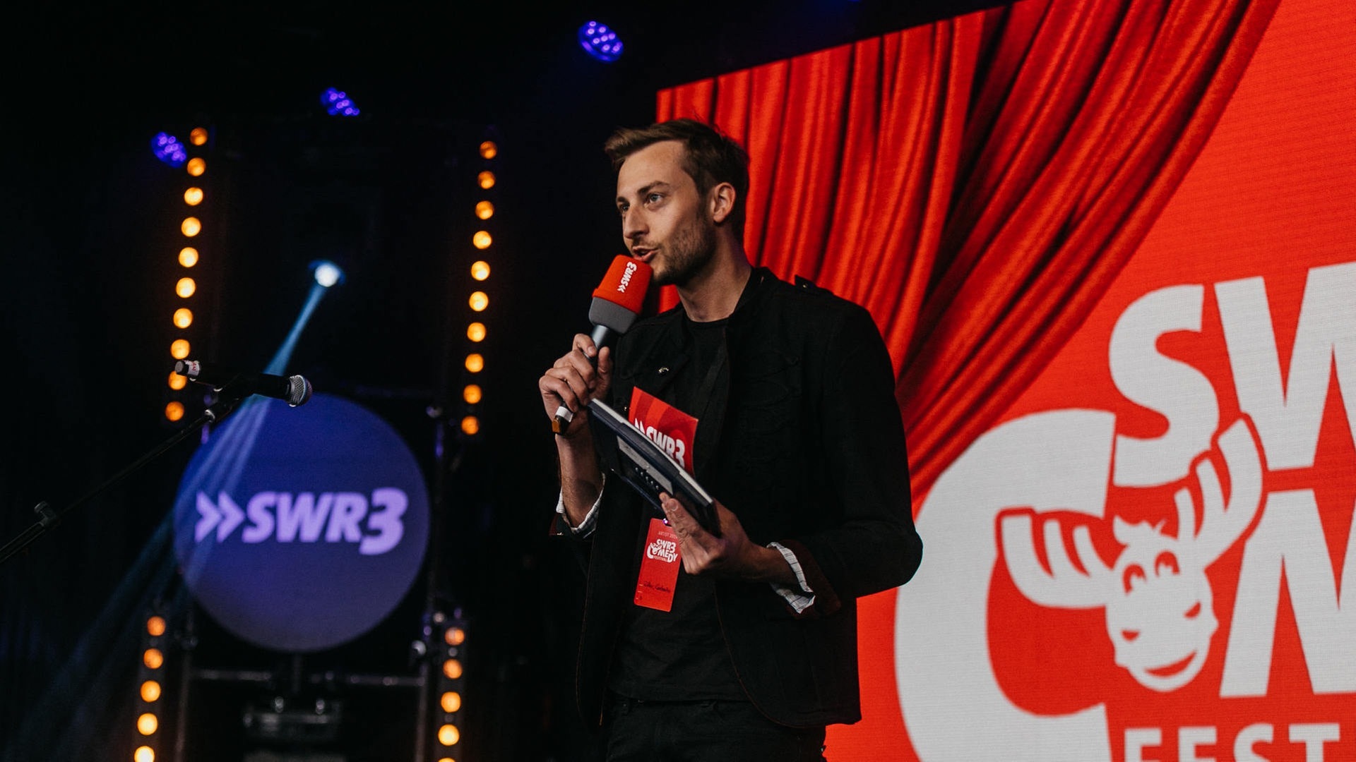 Foto: SWR3 Andreas Müller live beim SWR3 Comedy Festival 2019 in Bad Dürkheim (Foto: SWR3)