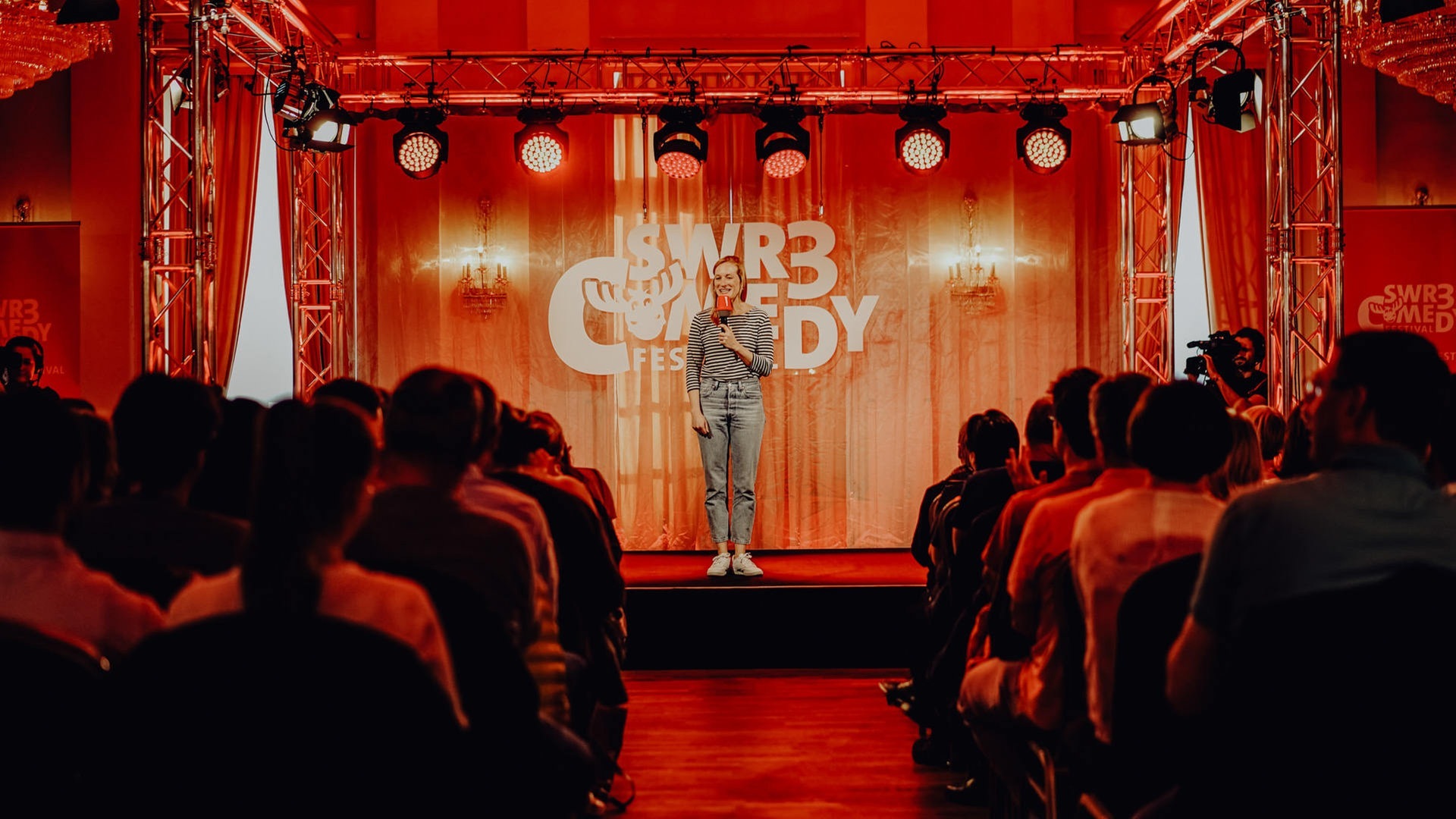 Foto: SWR3 Fatih Çevikkollu beim SWR3 Comedy Festival 2019 (Foto: SWR3)