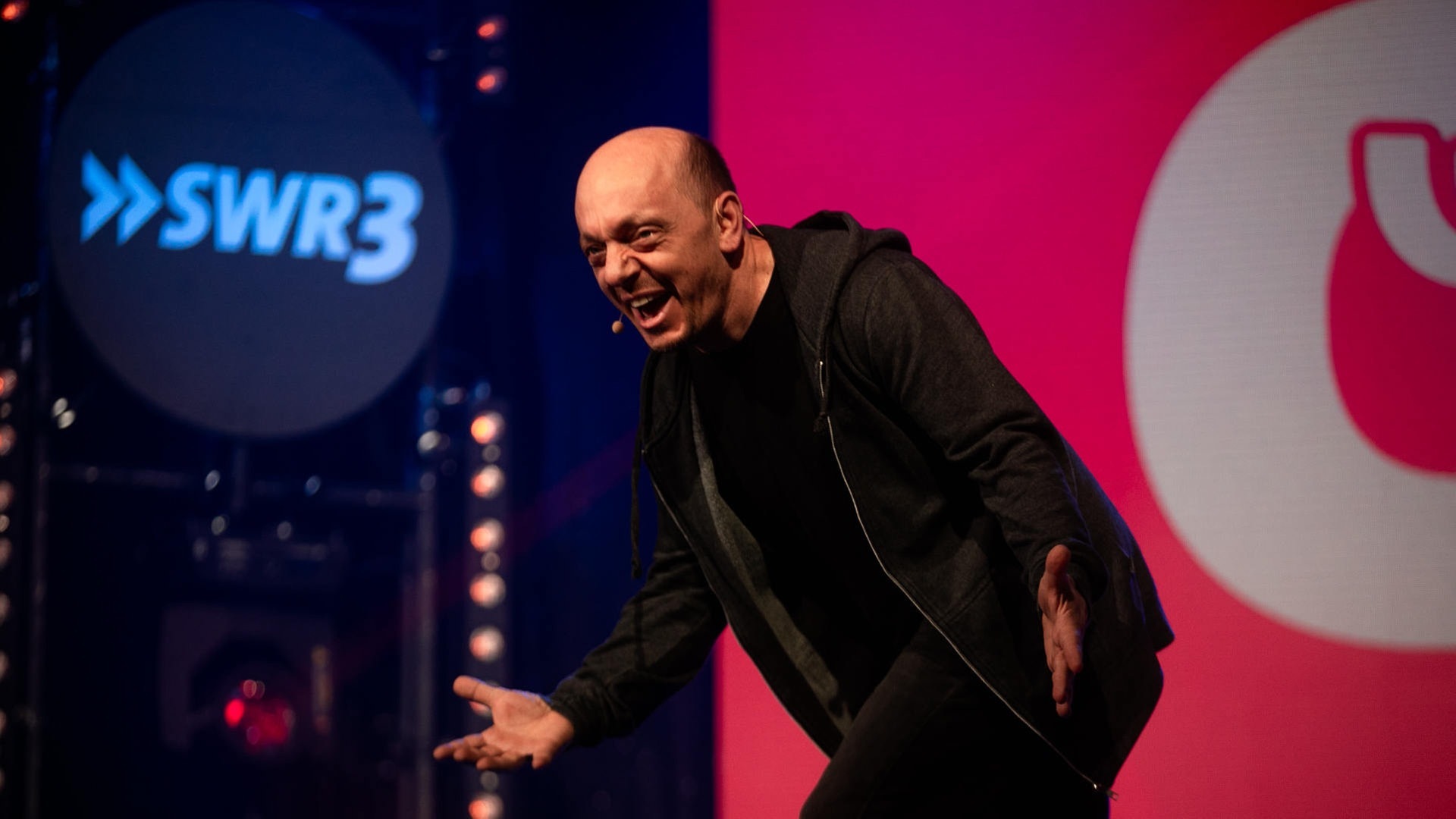 Foto: SWR3 Bernhard Hoëcker beim SWR3 Comedy Festival 2019 (Foto: SWR3)
