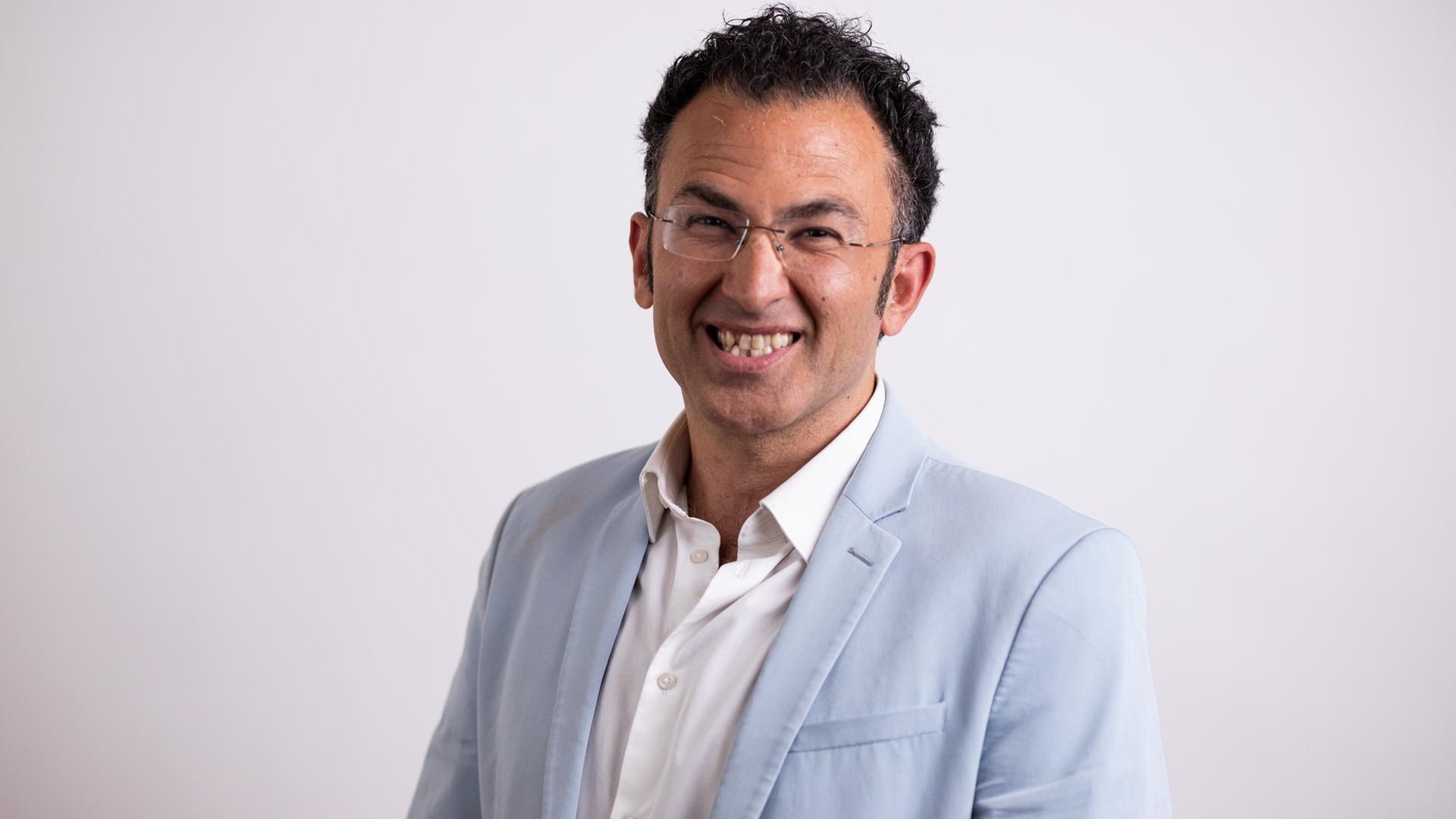 Foto: SWR3 Fatih Cevikkollu beim SWR3 Comedy Festival 2019 (Foto: SWR3)