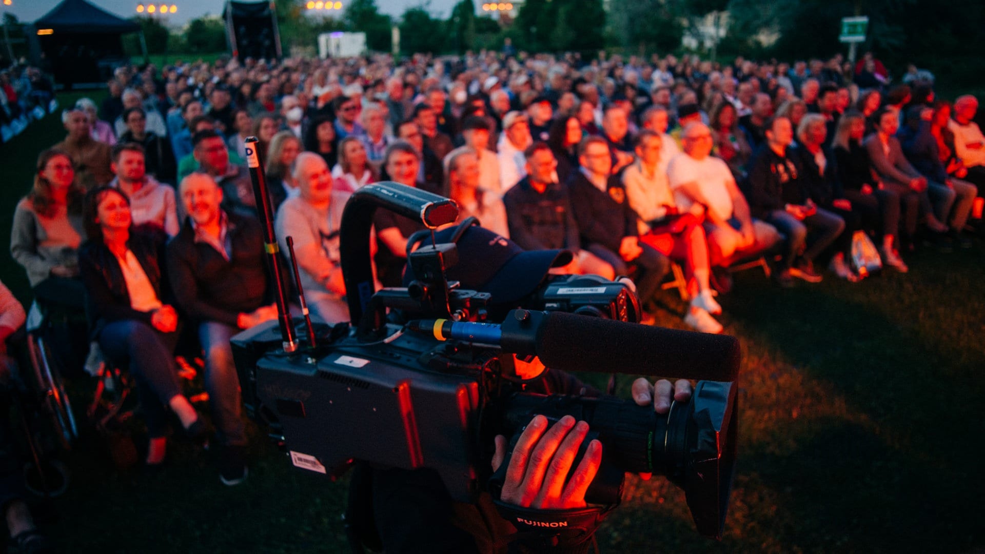 Eure Mütter beim SWR3 Comedy Festival 2022 (Foto: SWR3, Niko Neithardt)