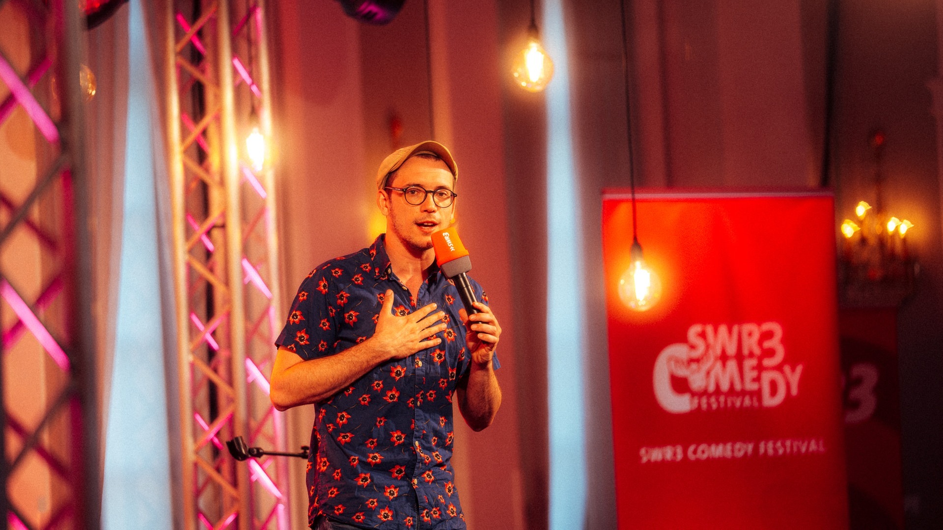 Die New-Comedy-Acts auf dem SWR3 Comedy Festival 2022 (Foto: SWR, SWR3 | Narmo Visuals / Adrian Walter)