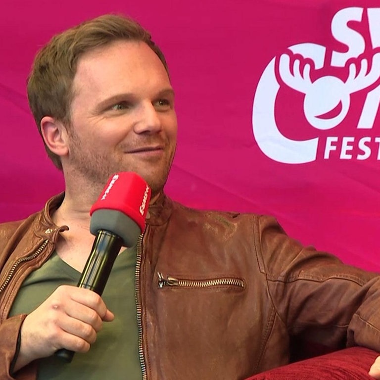 Ralf Schmitz im Live-Talk mit Kemal Goga – SWR3 Comedy Festival 2019 (Foto: SWR3)