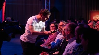 Ralf Schmitz beim SWR3 Comedy Festival 2019 (Foto: SWR3) Ralf Schmitz beim SWR3 Comedy Festival 2019