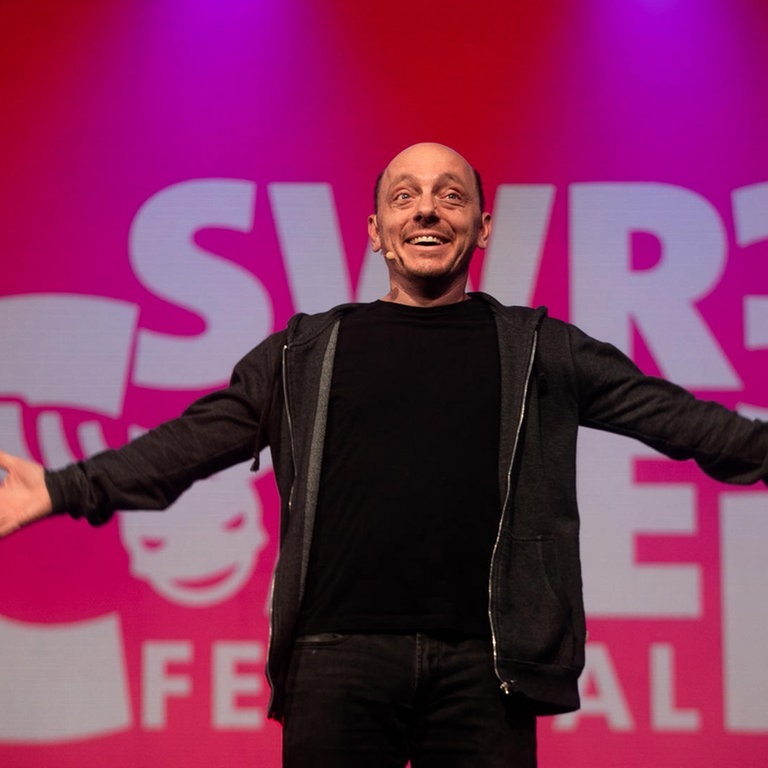 Bernhard Hoëcker beim SWR3 Comedy Festival 2019 (Foto: SWR3)