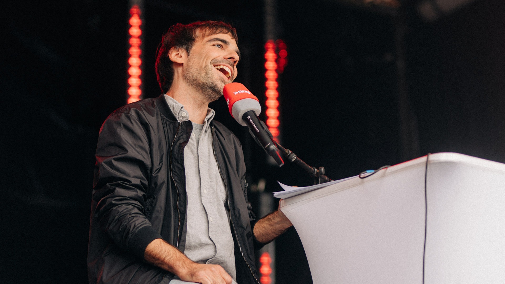 Foto: SWR, SWR / Niko Neithardt SWR3 Comedy Festival 2021: Sebastian Lehmann (Foto: SWR, SWR / Niko Neithardt)