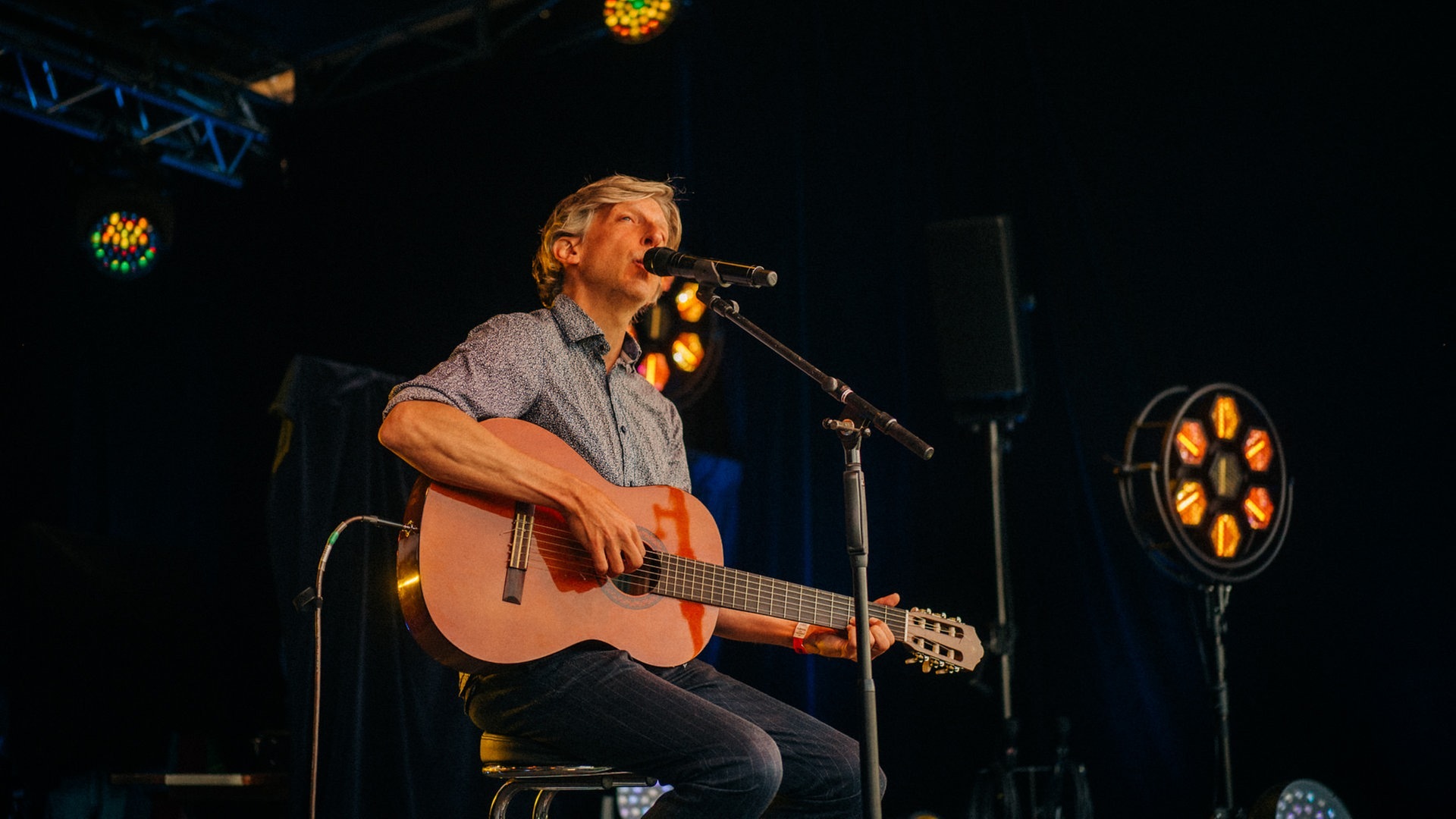 Foto: SWR, Niko Neithardt „basta“ beim SWR3 Comedy Festival 2022 (Foto: SWR, Niko Neithardt)