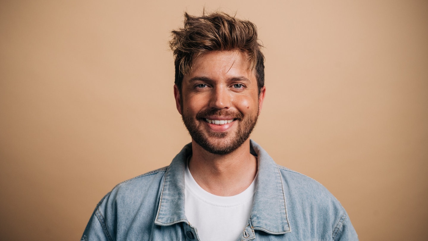 Foto: SWR3, Niko Neithardt Tim Poschmann beim SWR3 Comedy Festival 2023 (Foto: SWR3, Niko Neithardt)