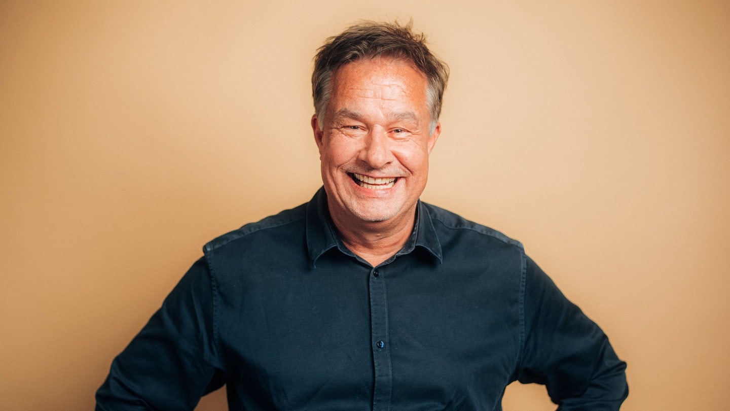 Foto: SWR3, Adrian Walter Lars Reichow beim SWR3 Comedy Festival 2023 (Foto: SWR3, Adrian Walter)