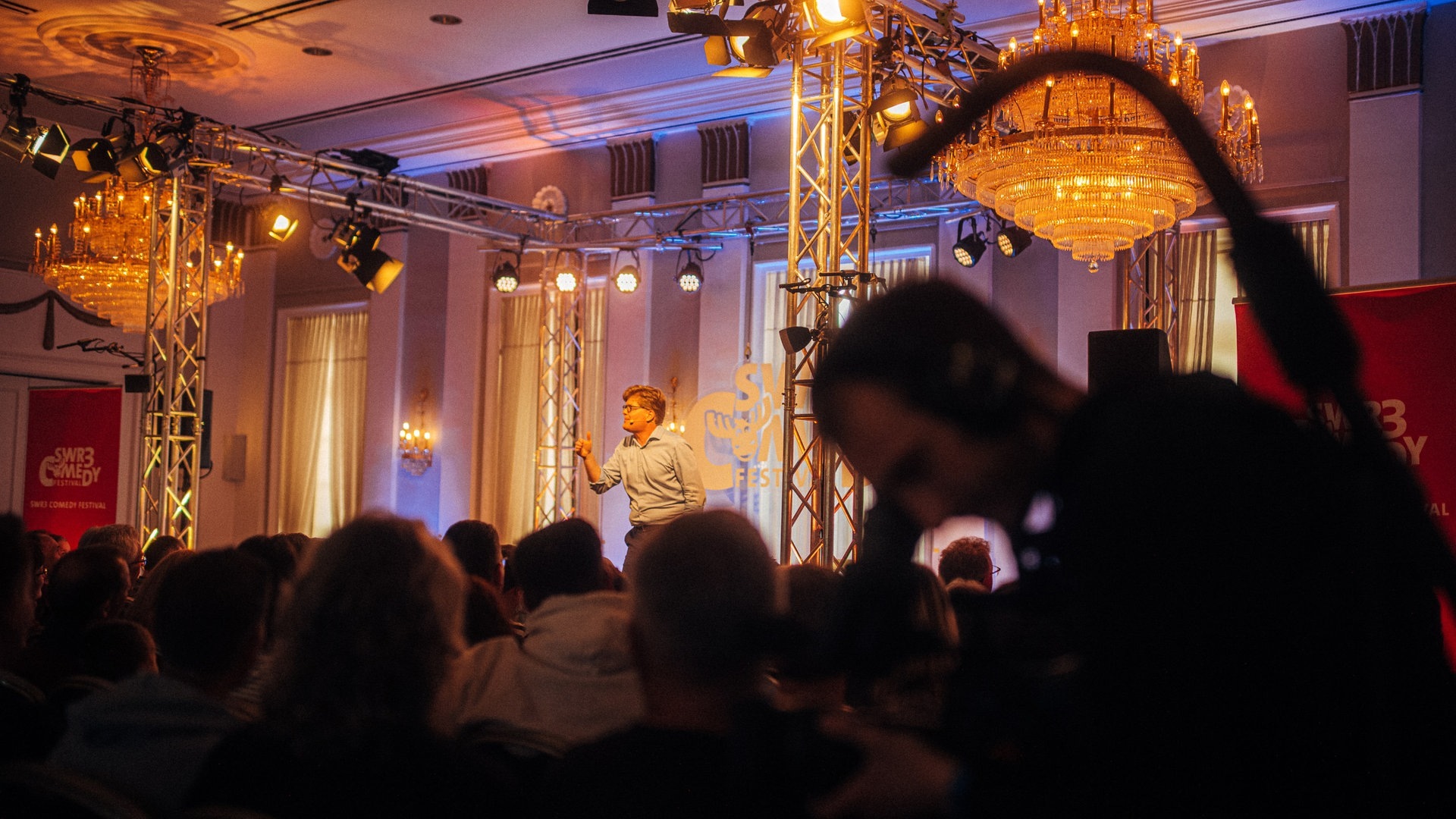Foto: SWR3, Adrian Walter Herr Schröder beim SWR3 Comedy Festival 2023 (Foto: SWR3, Adrian Walter)