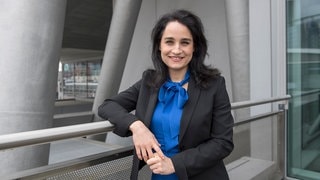 Yael Adler ist Dermatologin und Autorin
